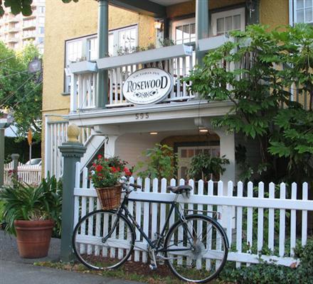 Rosewood Inn Виктория Екстериор снимка